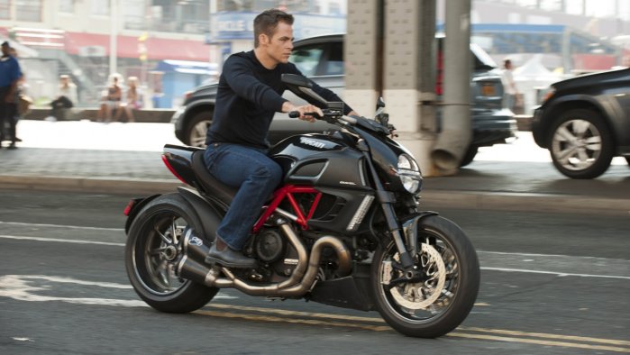 detail Jack Ryan: V utajení - Blu-ray Steelbook