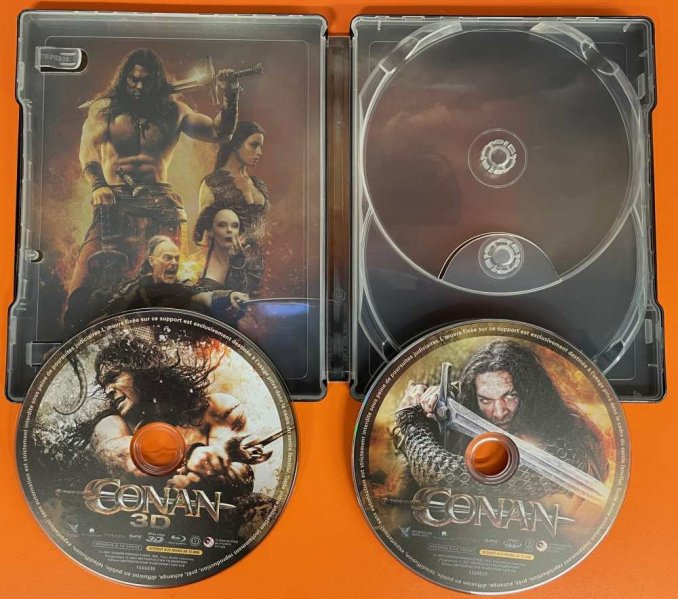 detail Barbar Conan (2011) - Blu-ray 3D + 2D + DVD Steelbook (bez CZ) OUTLET