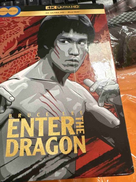 detail Drak přichází - 4K UHD Blu-ray Steelbook Limitovaná sběratelská edice